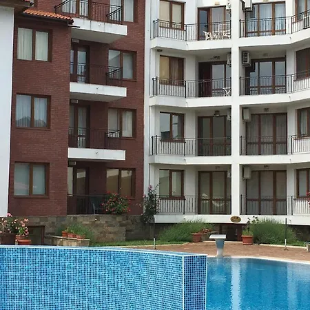 Апартамент - Комплекс Аполон Apartament *